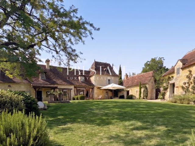 Maison avec piscine et terrasse