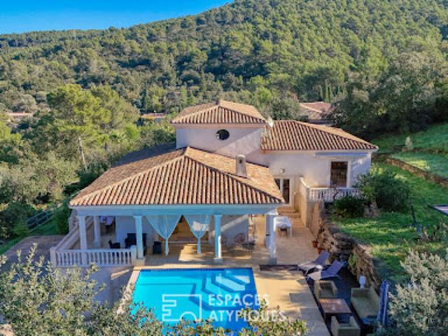 Maison avec piscine et terrasse