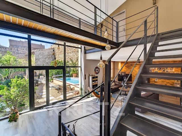 Maison avec piscine et terrasse
