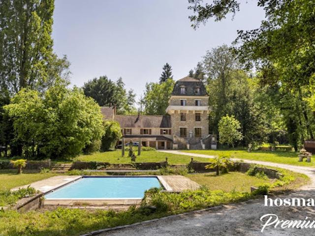 Maison avec piscine et terrasse