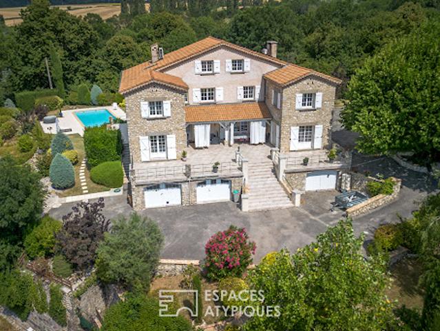 Maison avec piscine et terrasse