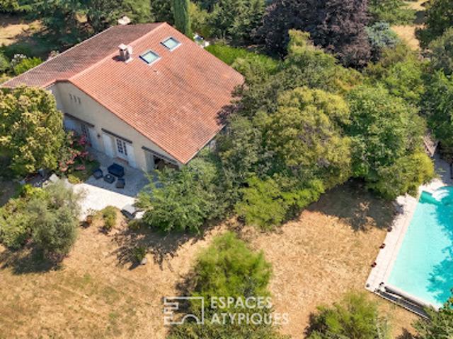 Maison avec piscine et terrasse