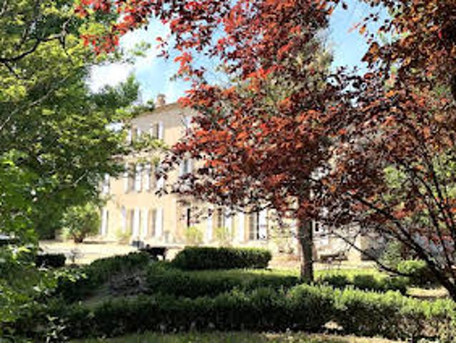 Maison avec Piscine et Terrasse
