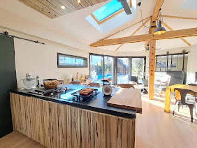 Maison avec Piscine et Terrasse