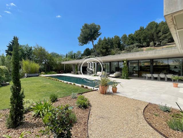 Maison avec piscine et terrasse