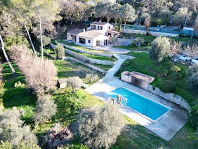 Maison avec Piscine et Terrasse