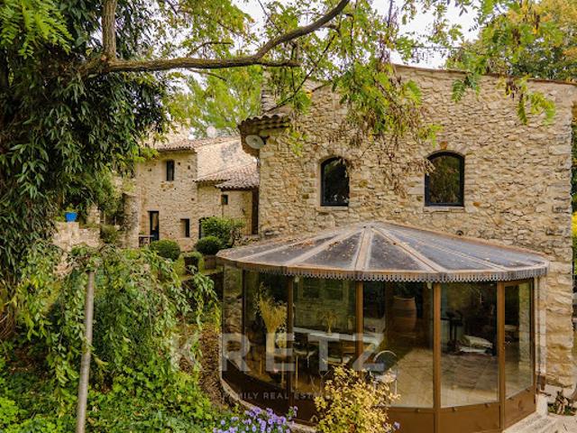 Maison avec piscine et terrasse