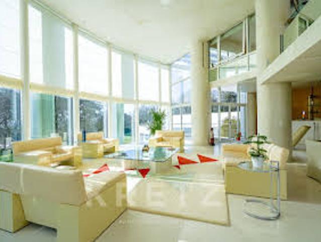 Maison avec Piscine et Terrasse
