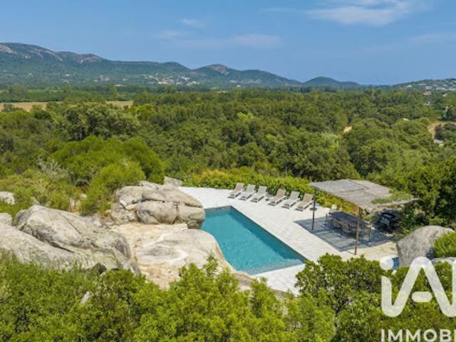 Maison avec piscine et terrasse