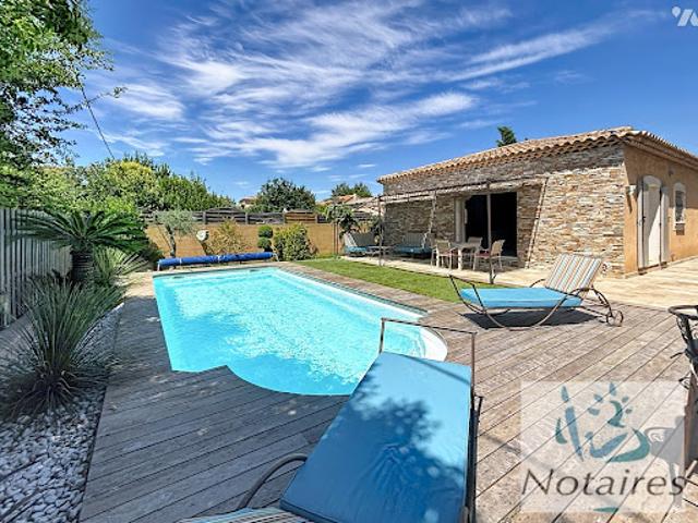 Maison avec piscine et terrasse