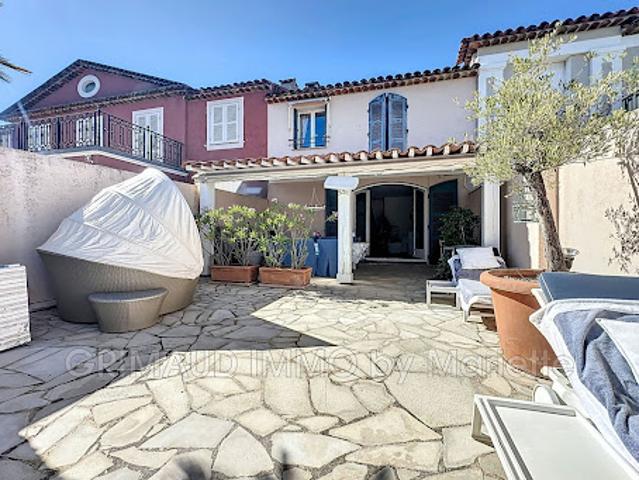Maison avec piscine et terrasse
