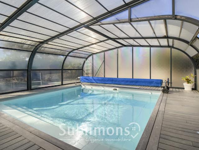 Maison avec piscine et terrasse