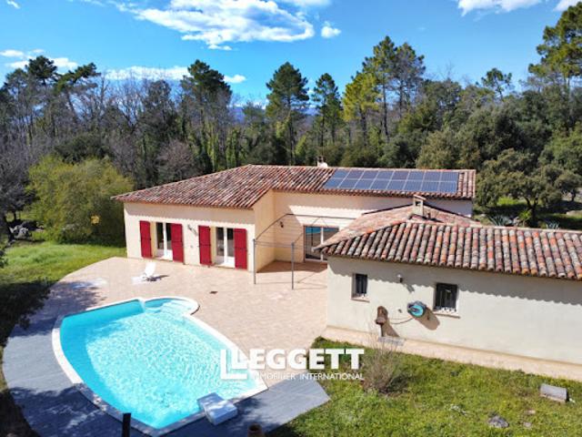 Maison avec piscine et terrasse