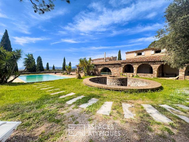 Maison avec piscine et terrasse