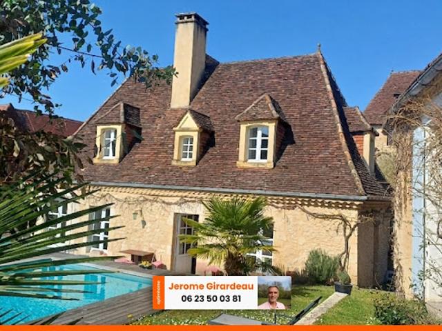 Maison avec piscine et terrasse