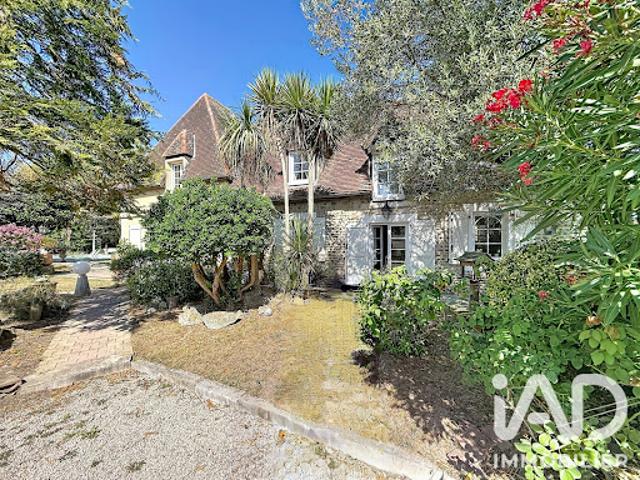 Maison avec piscine et terrasse