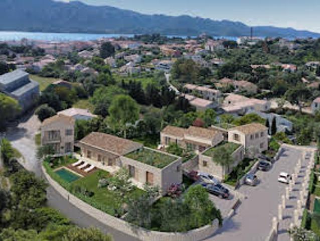 Maison avec Piscine et Terrasse
