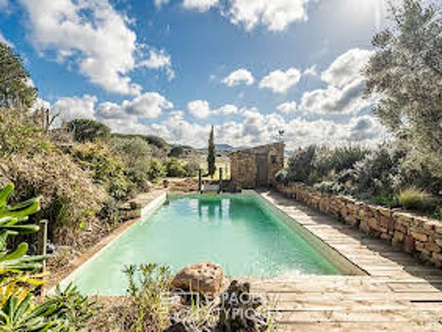Maison avec Piscine et Terrasse