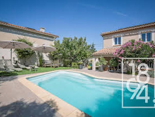 Maison avec Piscine et Terrasse
