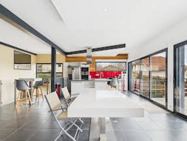 Maison avec Piscine et Terrasse