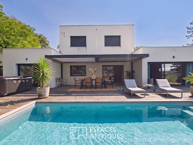 Maison avec piscine et terrasse