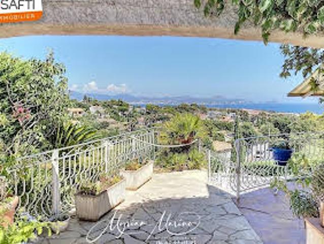 Maison avec Piscine et Terrasse