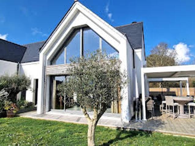 Maison avec Piscine et Terrasse