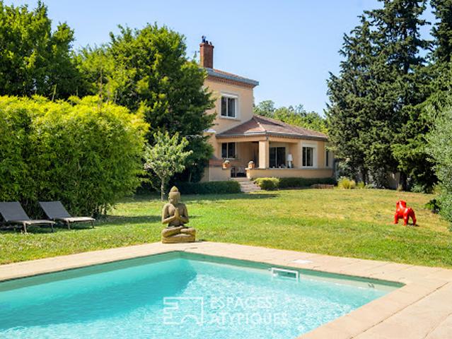 Maison avec piscine et terrasse