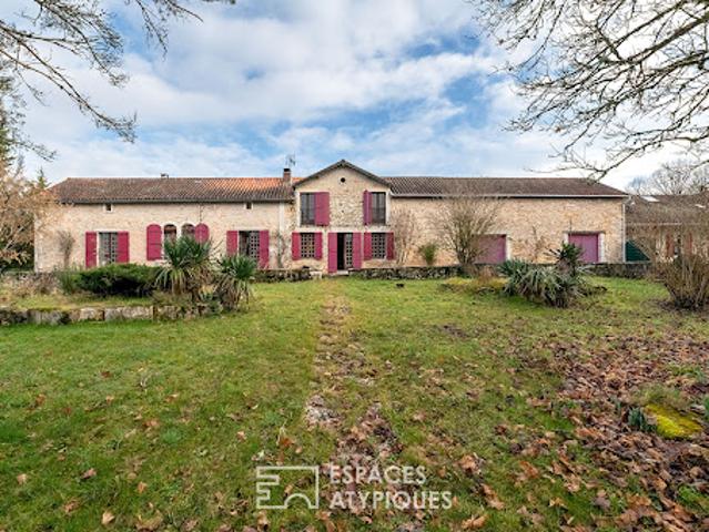 Maison avec piscine et terrasse