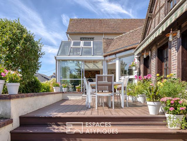 Maison avec piscine et terrasse