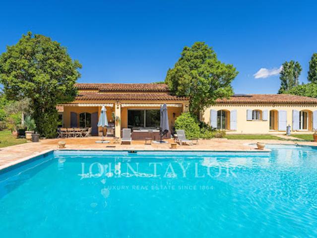 Maison avec piscine et terrasse