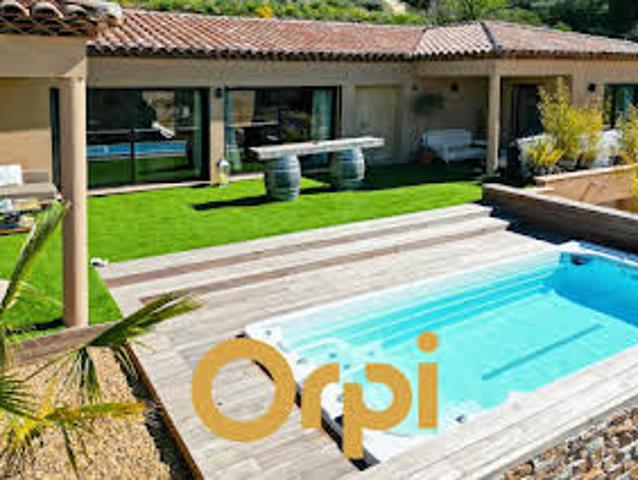 Maison avec piscine et terrasse