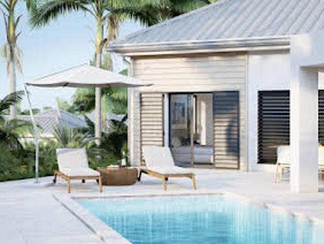 Maison avec piscine et terrasse