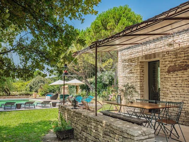 Maison avec piscine et terrasse