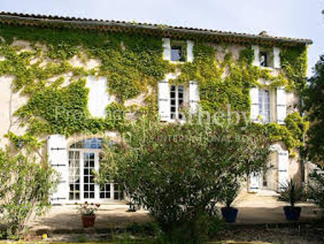 Maison avec Piscine et Terrasse