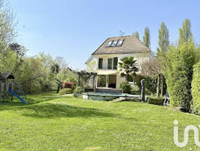 Maison avec Piscine et Terrasse