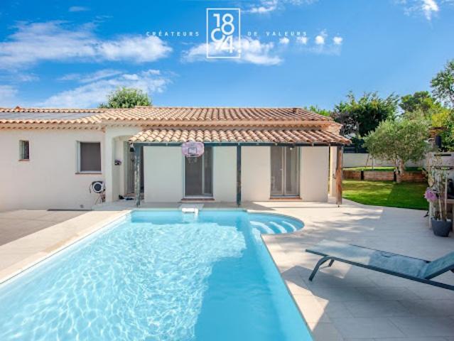 Maison avec piscine et terrasse