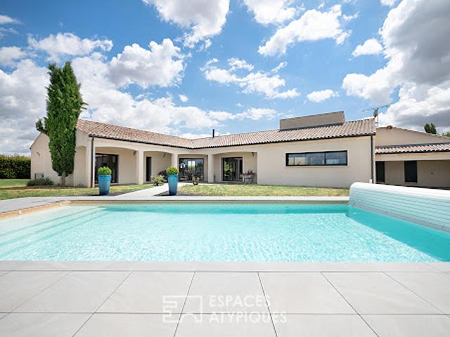 Maison avec piscine et terrasse