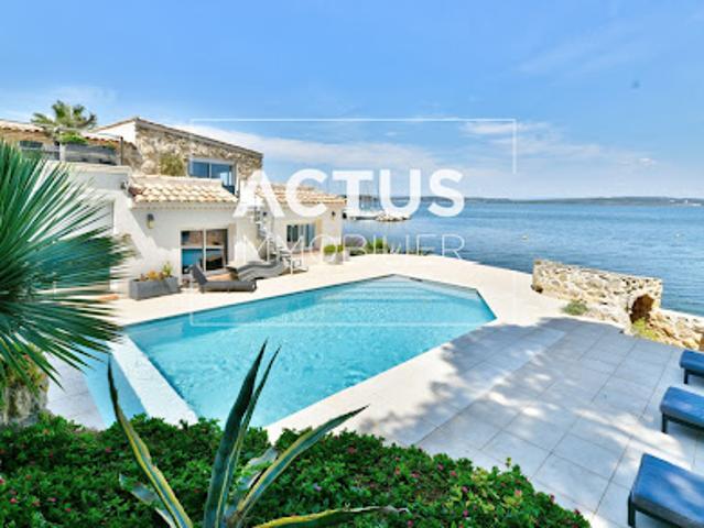 Maison avec piscine et terrasse