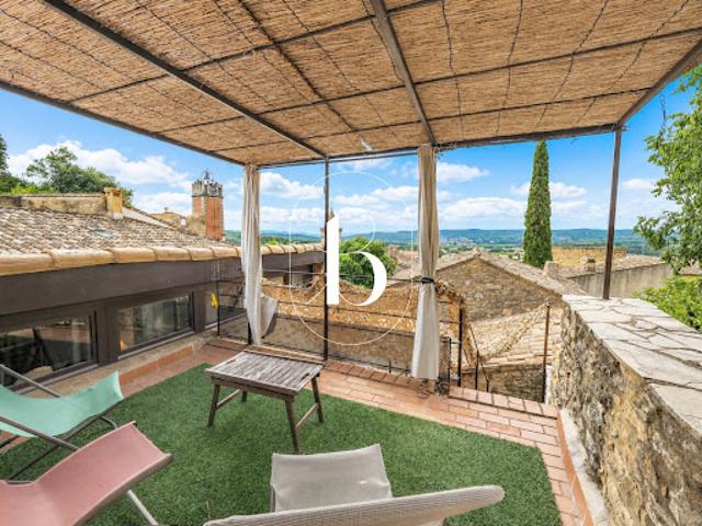 Maison avec piscine et terrasse