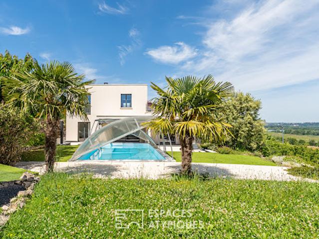 Maison avec piscine et terrasse
