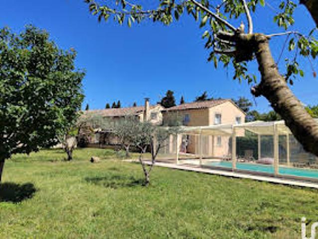 Maison avec Piscine et Terrasse