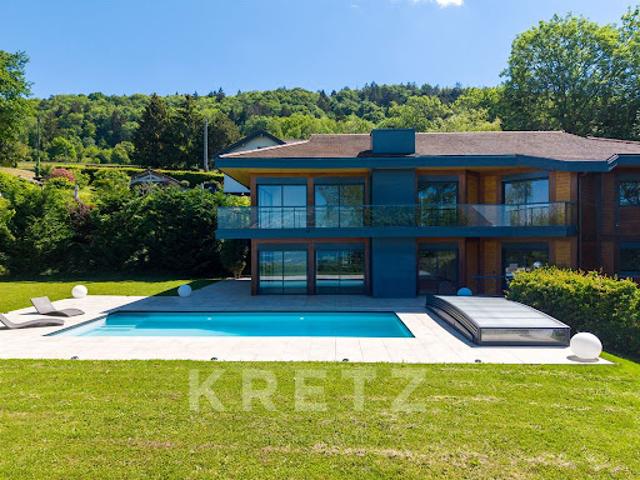 Maison avec piscine et terrasse