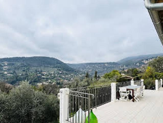 Maison avec Piscine et Terrasse