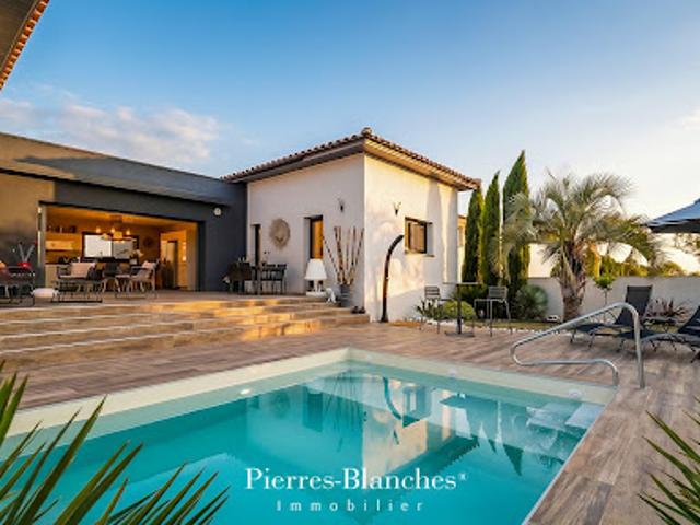 Maison avec piscine et terrasse