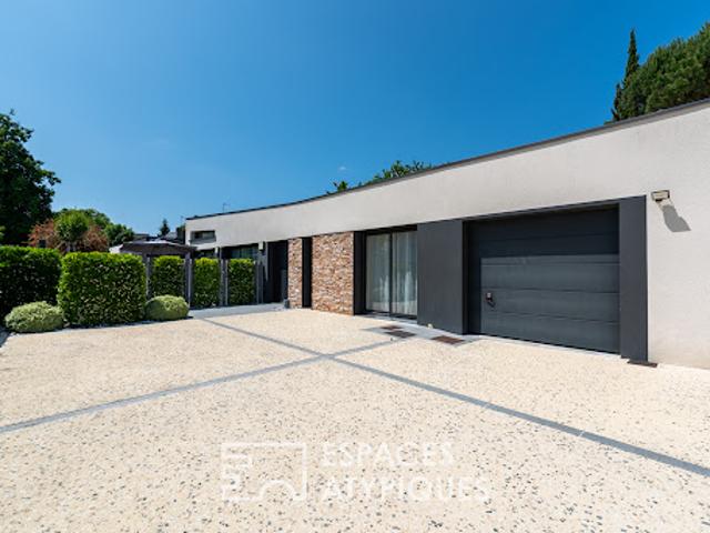 Maison avec piscine et terrasse