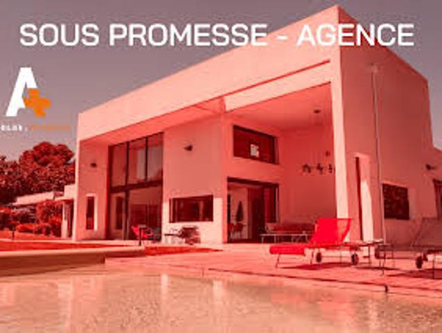 Maison avec Piscine et Terrasse