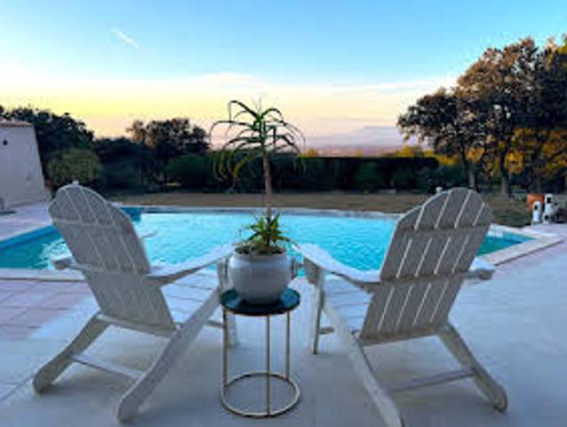 Maison avec Piscine et Terrasse