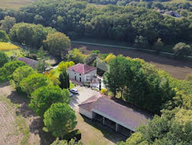 Maison avec Piscine et Terrasse