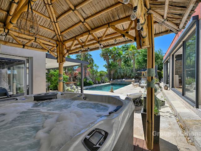Maison avec piscine et terrasse